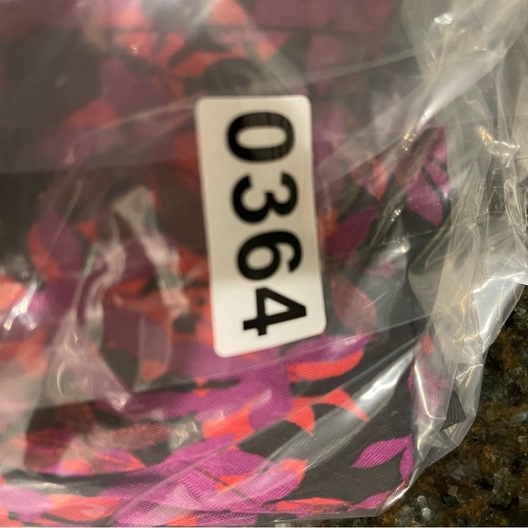 Vtg Y2K Just Cavalli Blouse Women’s 40 Small Black Floral Stretch Designer Italy - Picture 8 of 8